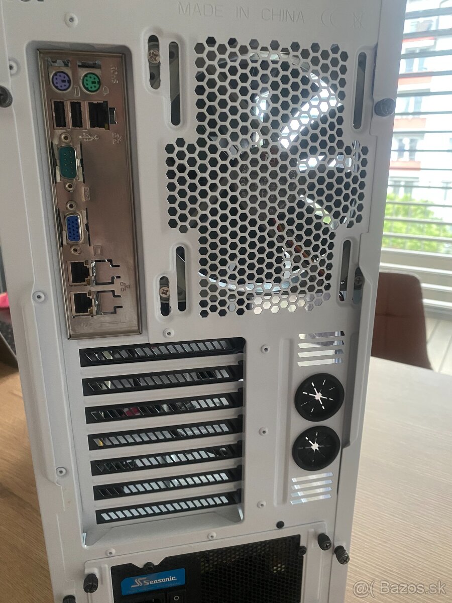 PC / domáci server - Supermicro X8SIL, Xeon X3470, 16GB ECC, - 2