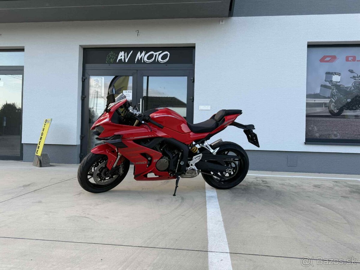 QJ MOTOR SRK800RR - PREDANÁ - 2