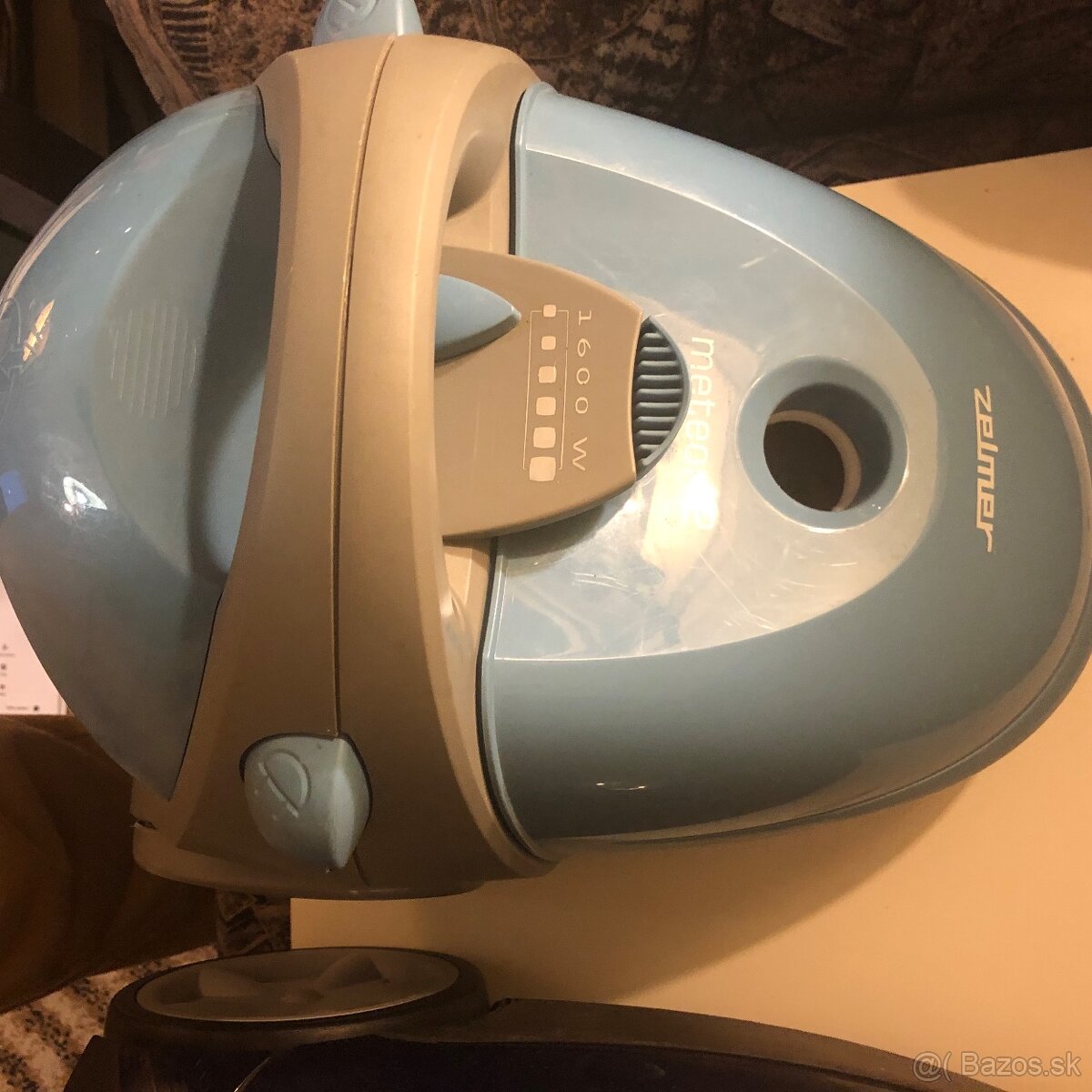 Predám tieto 3 ks kompletné funkčné a výkonné vysávače - 2