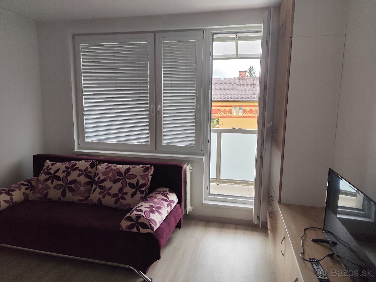 Garsónka s balkónom na prenájom – Kysucké Nové Mesto. - 2