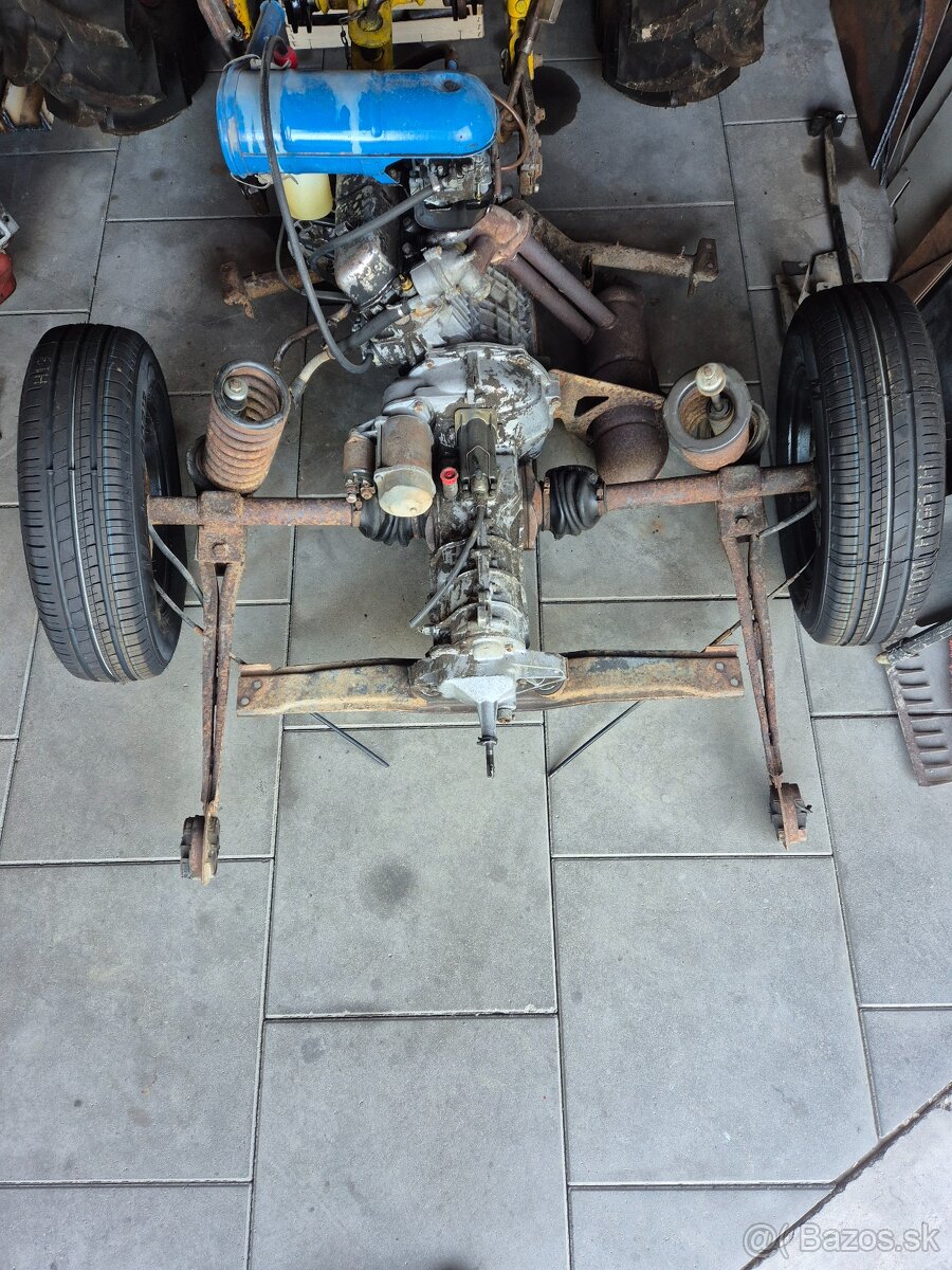 Zadná náprava s motorom Škoda 120 - 2