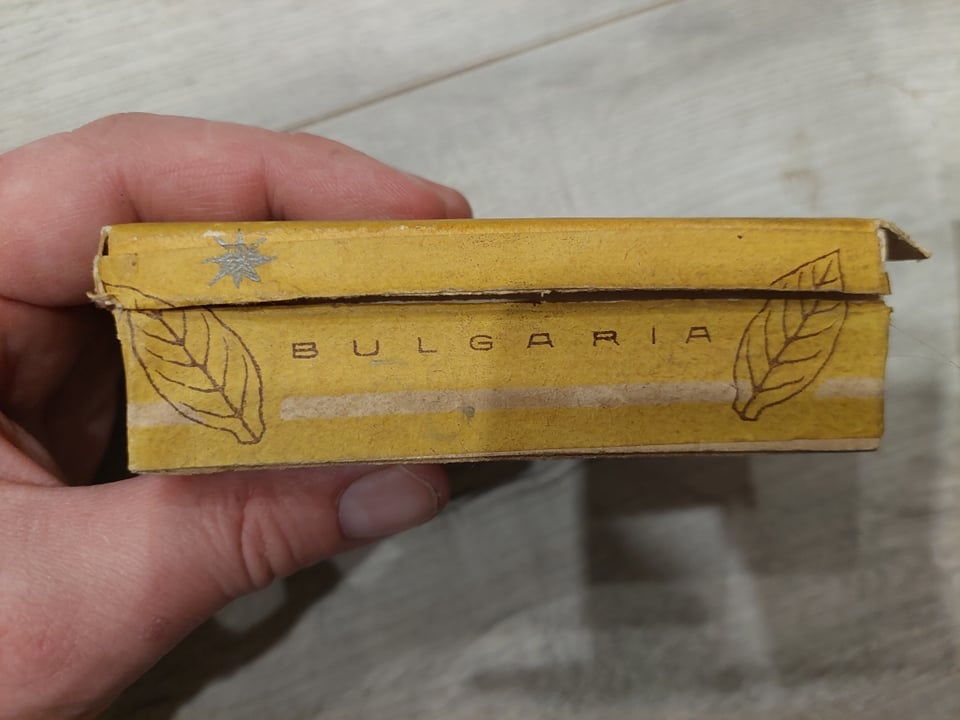 Predám zberateľskú krabičku na tabak - 2