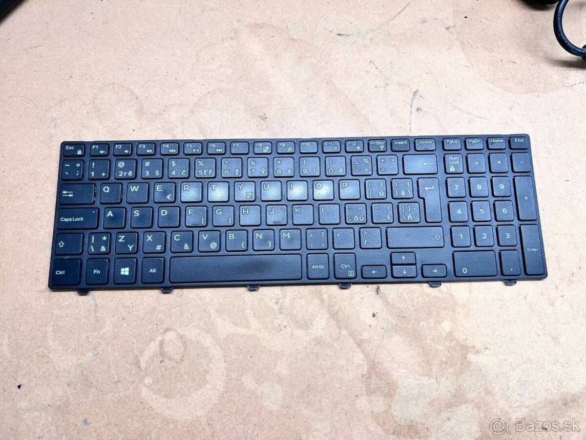 Predám klávesnicu na notebook Dell 0V08FW - 2
