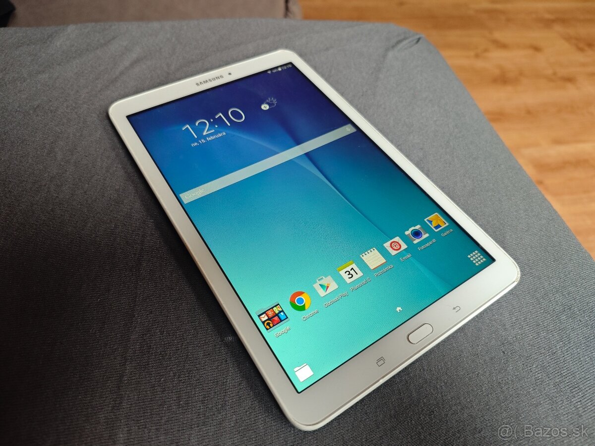 Predam starsi tablet samsung - 2