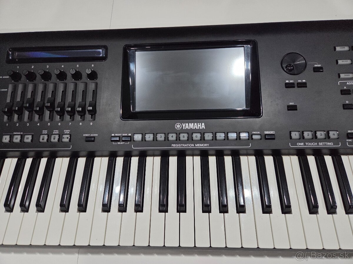 Yamaha genos 1 top stav - 2