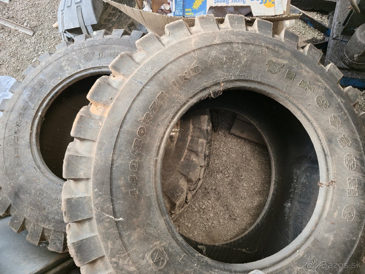 🚜Pneu Firestone na traktorbager🚜 - 2