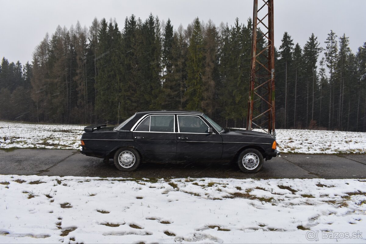 Mercedes Piano - 2