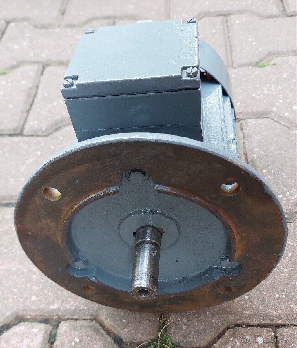 Motor 0,55kW 1380ot/min - 2