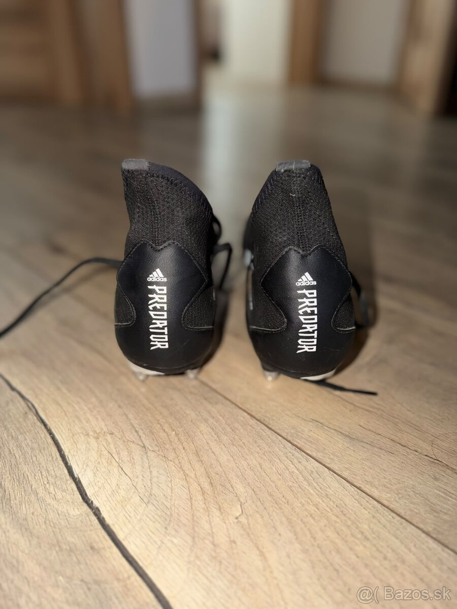 Adidas Predator - 2