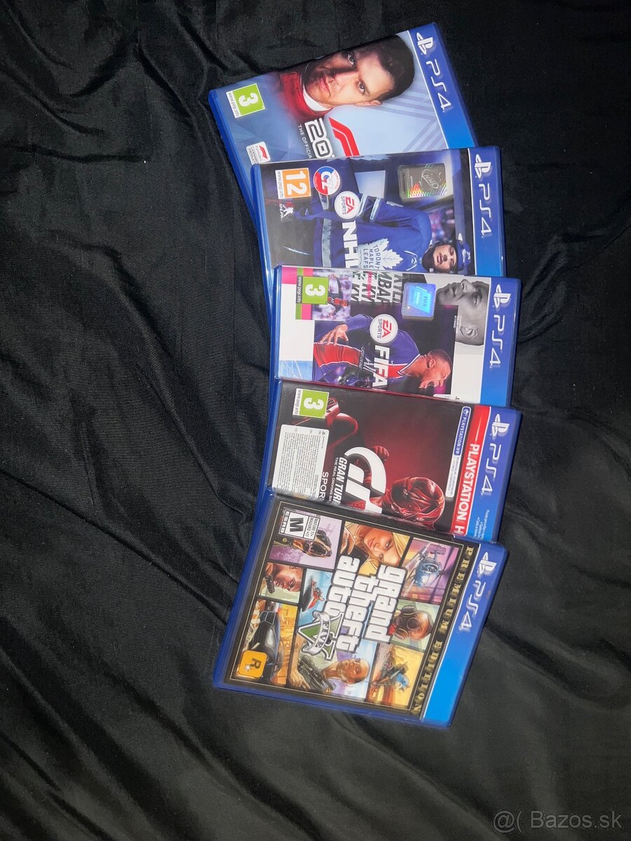 Ps4 pro +5 hier, 2 ovládače - 2