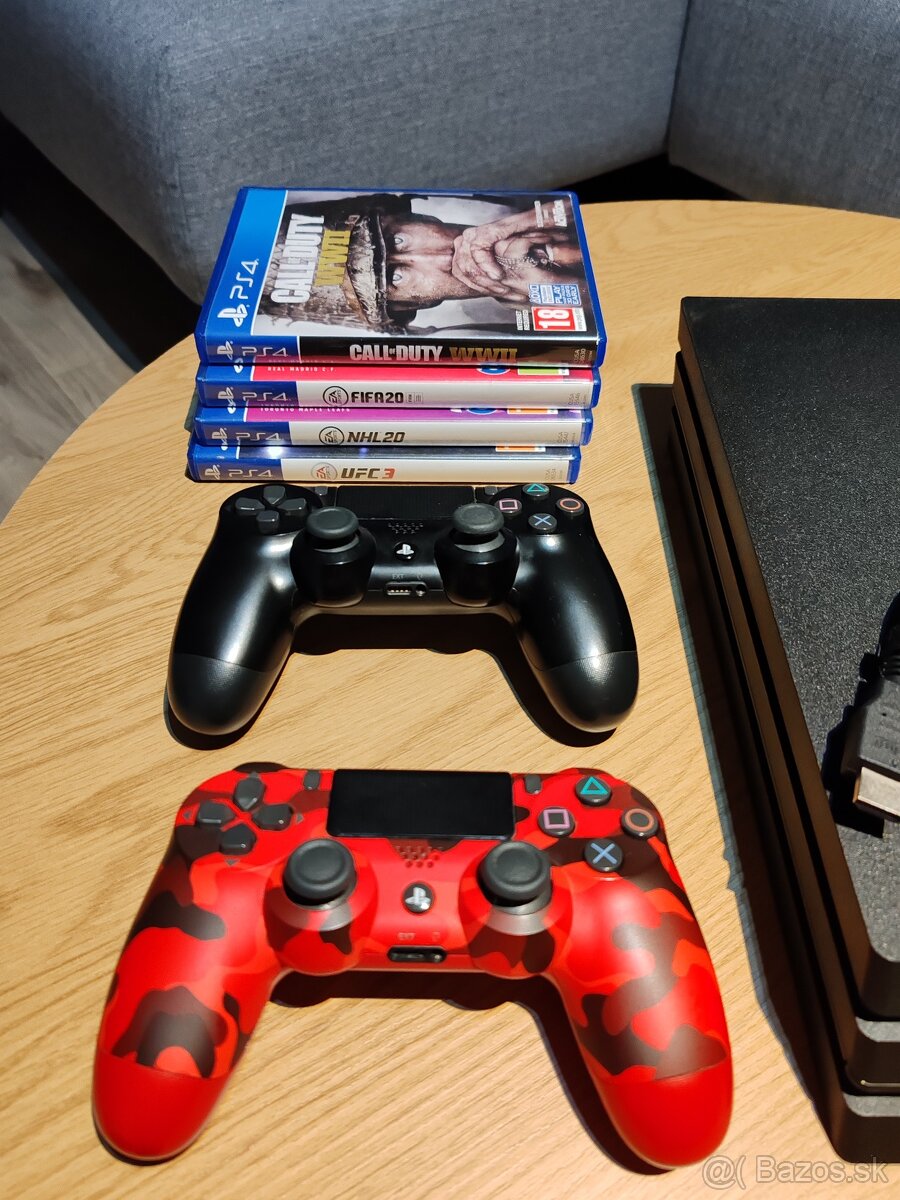 Ps4 PRO 1Tb, Volant - 2