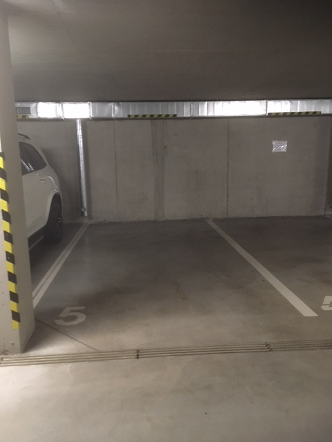 Predám garážove státie v novostavbe - 2