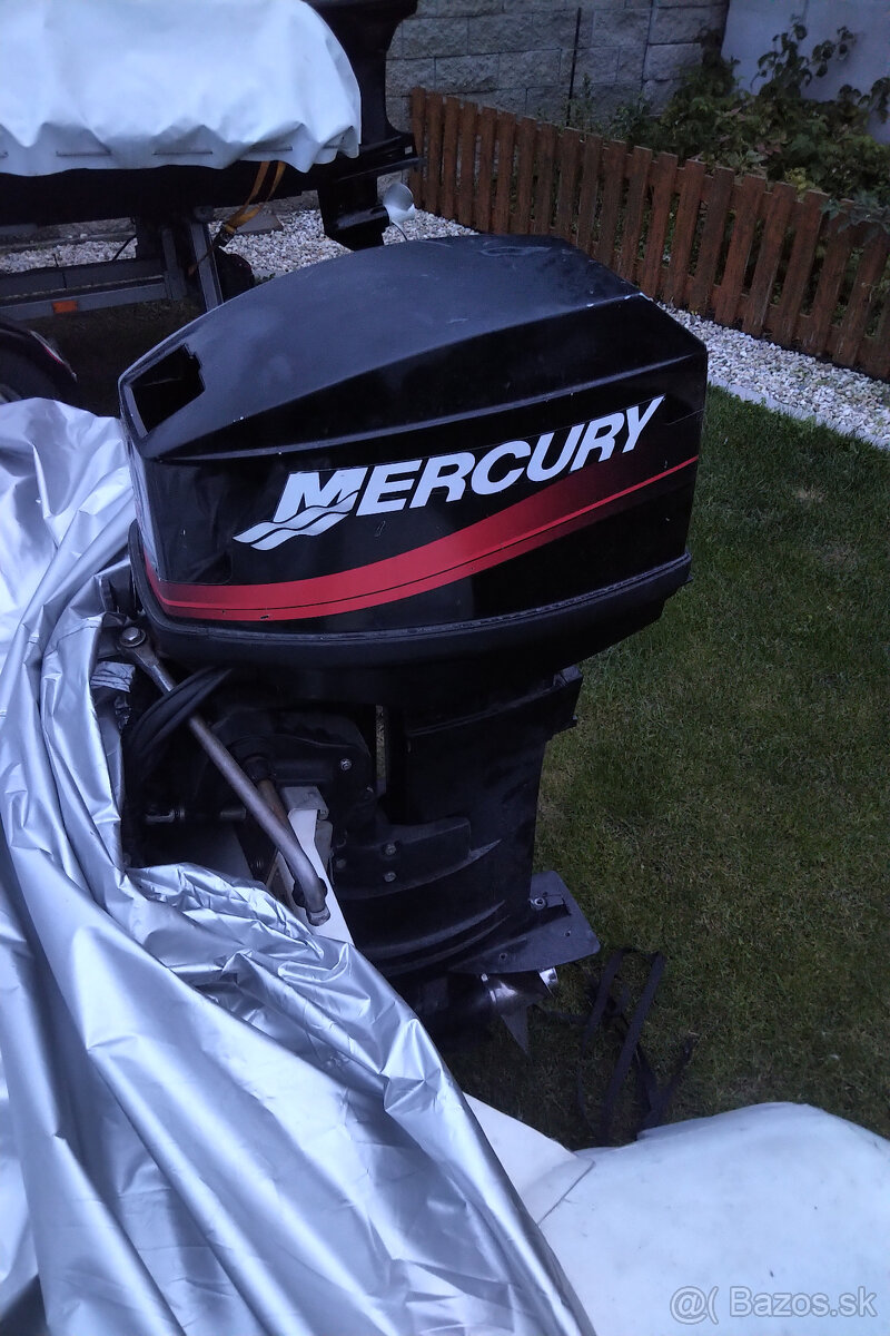 Predám závesný lodný motor Mercury 25 - 2