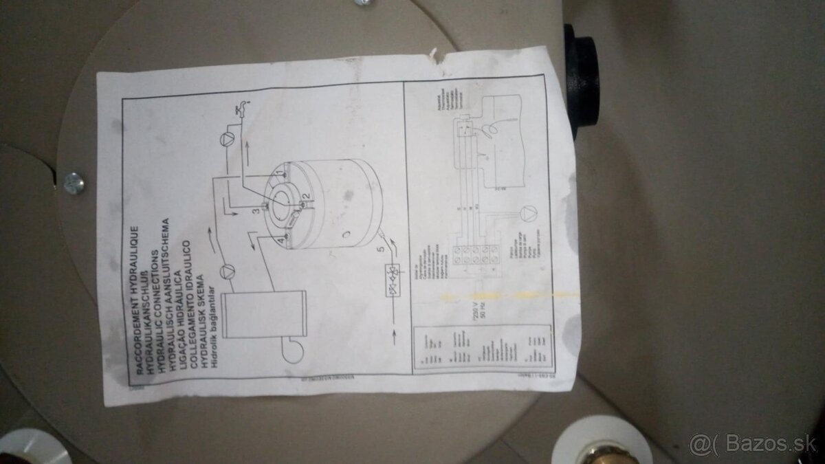 Nerezový bojler 110L - 2