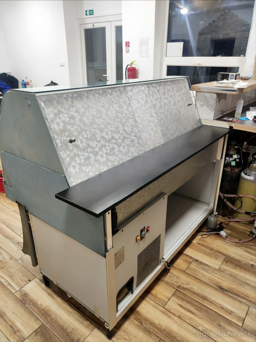 Predám chladiacu vitrína - 2