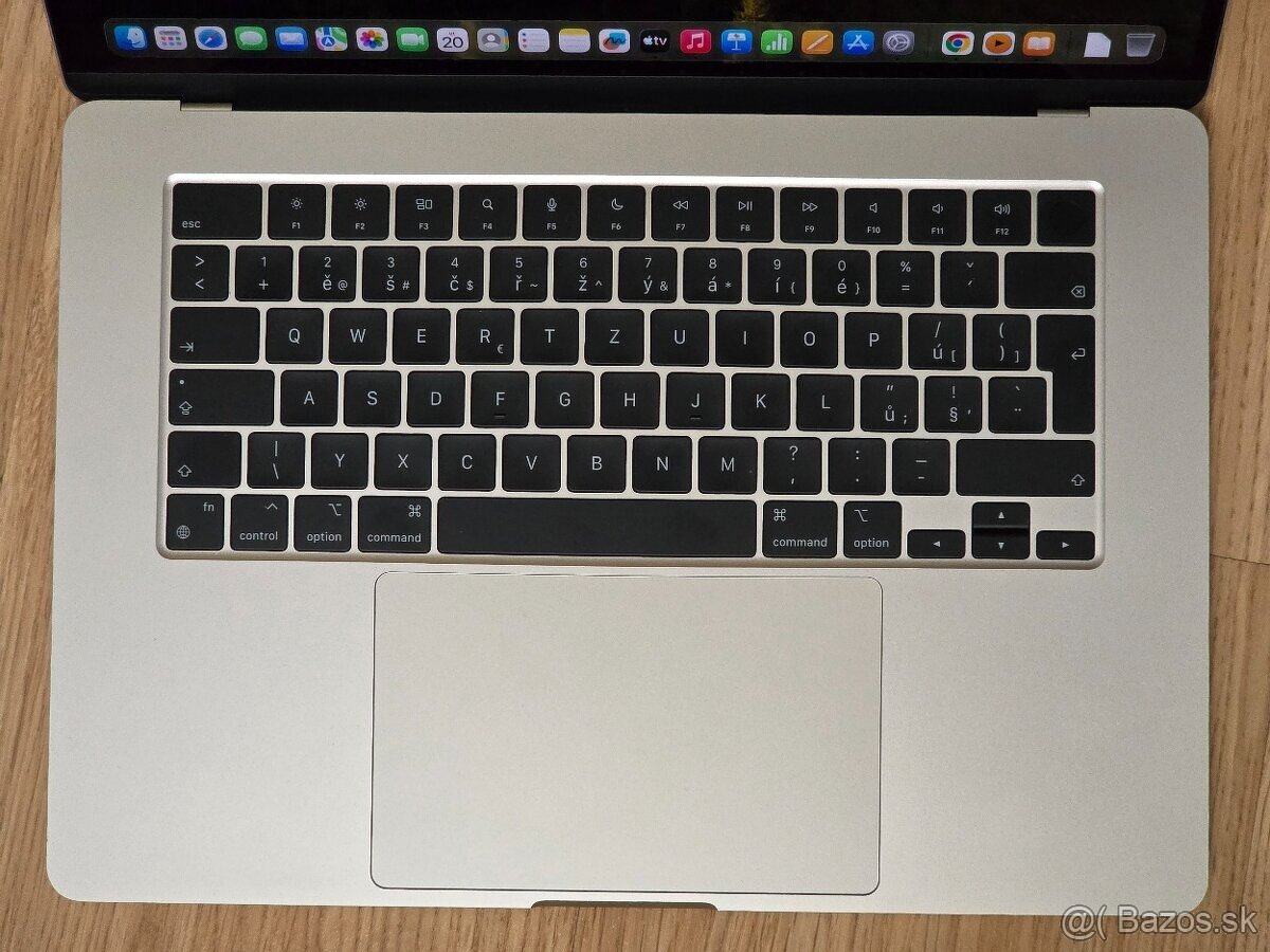 Apple MacBook Air 15" M3 hviezdne biely - 2