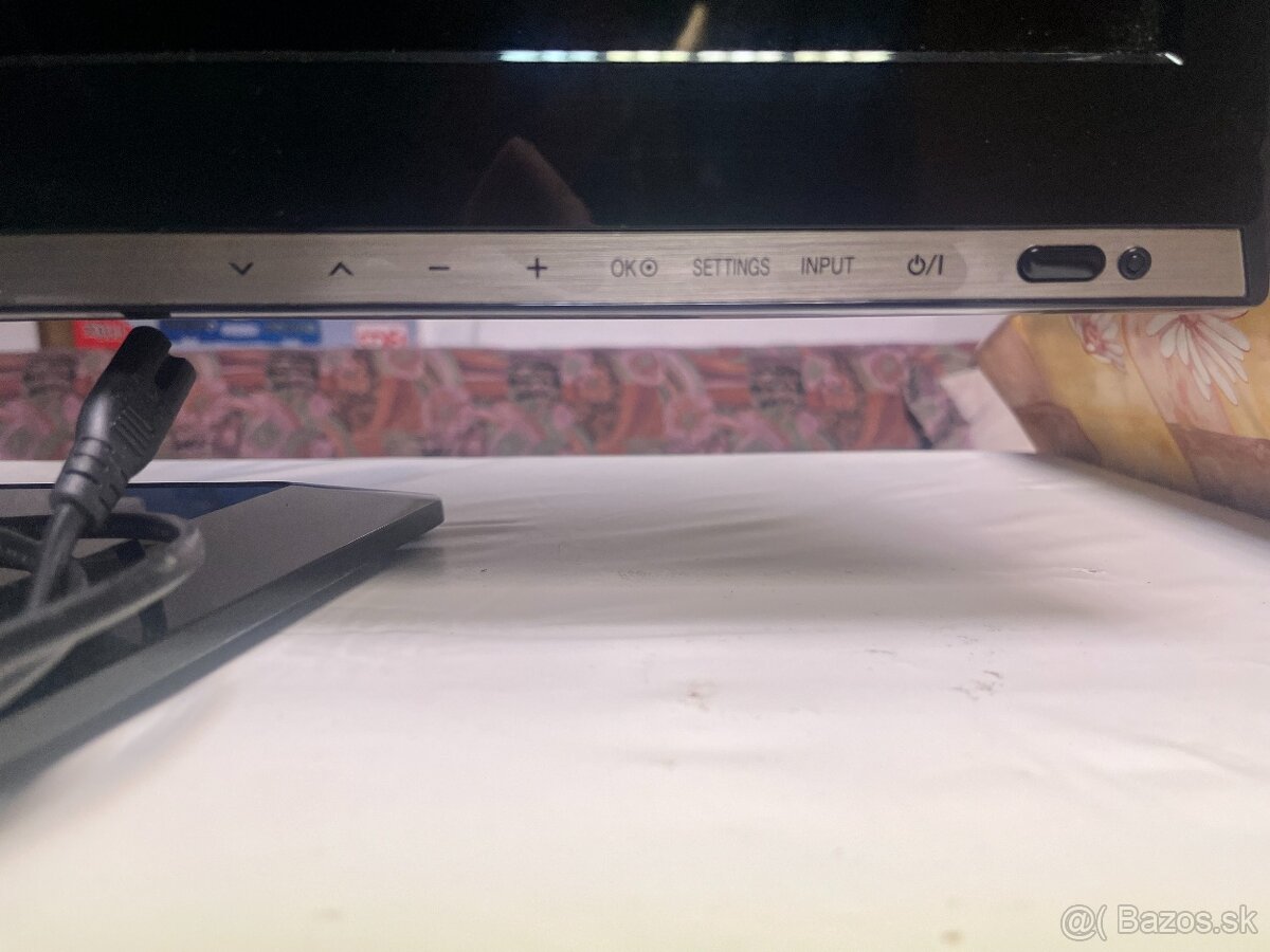 Televizor TV LED Full HD LG 32LS570S - 2