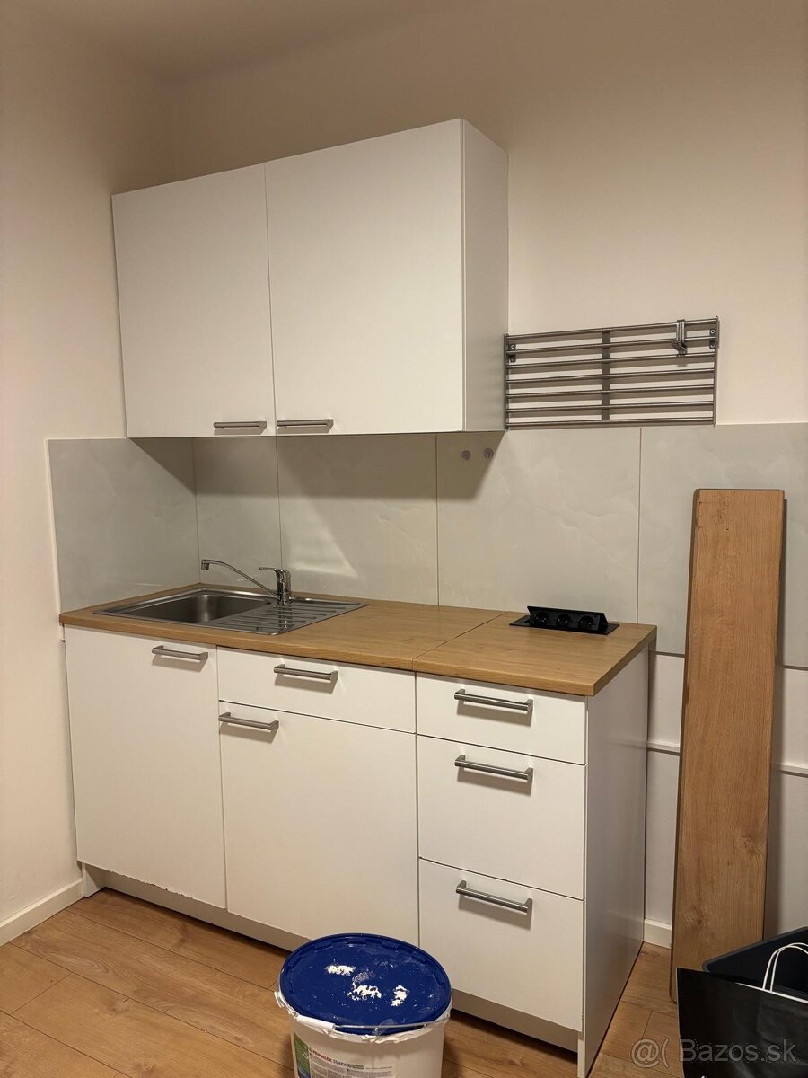 Prenájom Garsonky v Komárne - 2