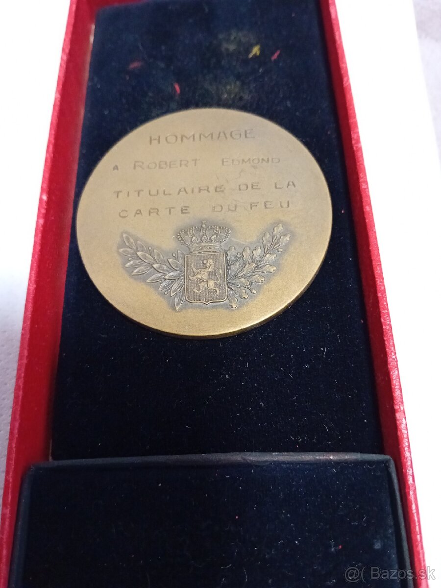 Medaila 1 svetova. - 2