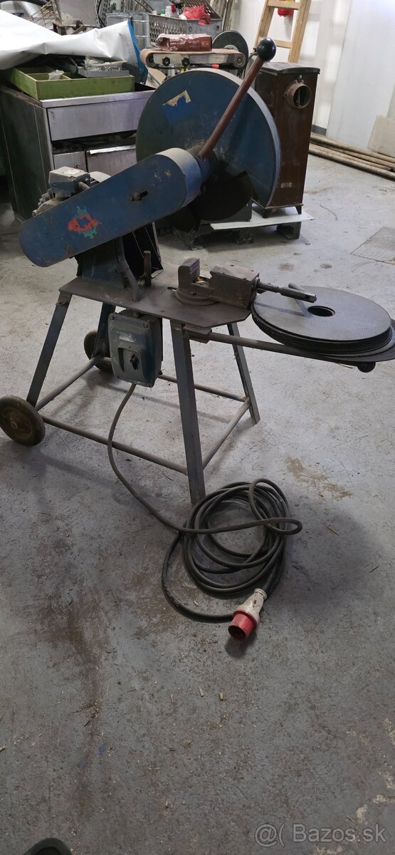 Stojanová karbobrúska. - 2