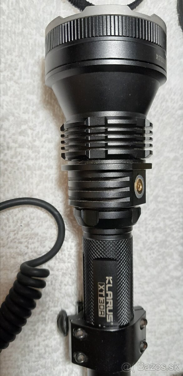 Výkonná baterka klarus xt 30r.1800lm. - 2