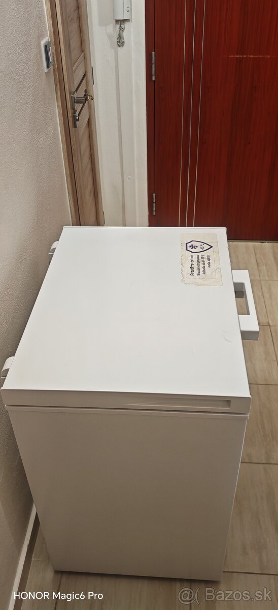 Predám mrazničku philco 142l - 2