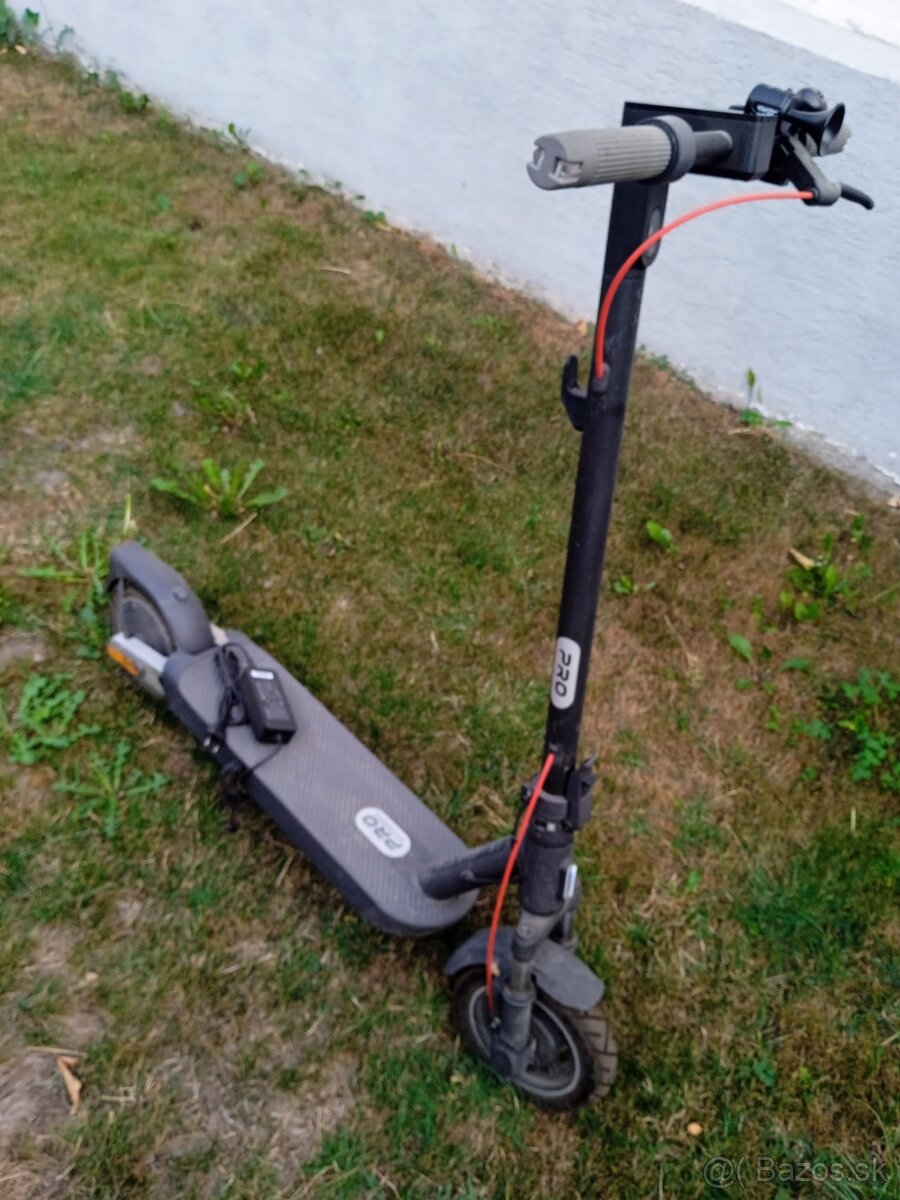 Elektrická kolobežka - 2