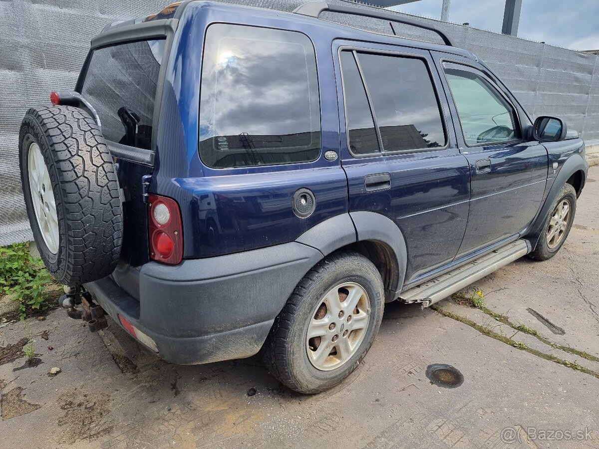 Land Rover Freelander 2,0Td4 predná kapota - 2