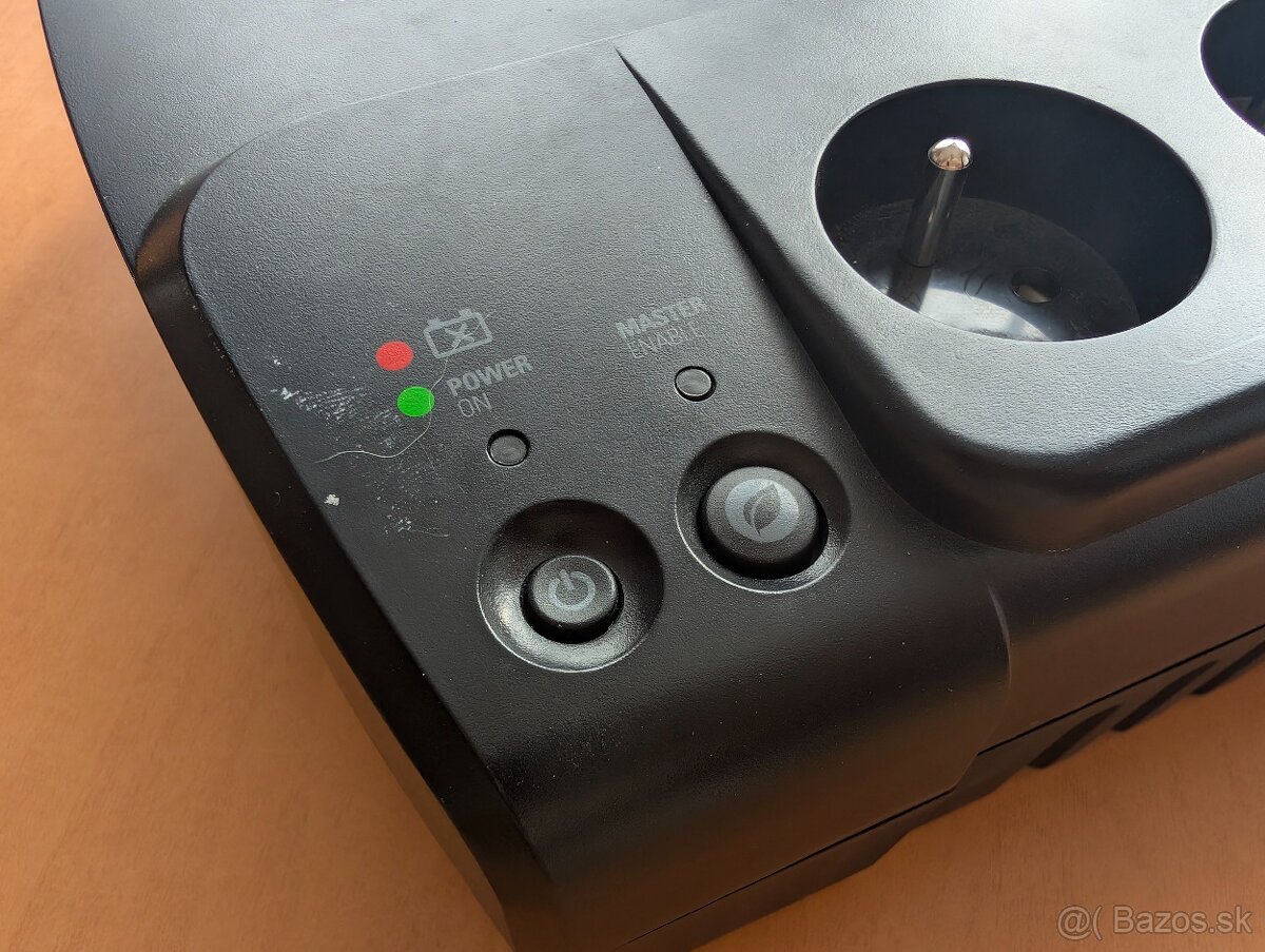 APC Back-UPS ES700 - 2