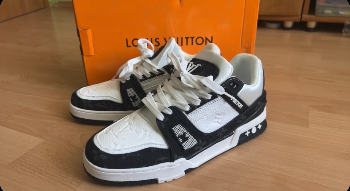 Louis Vuitton LV Trainer Black/White - 2