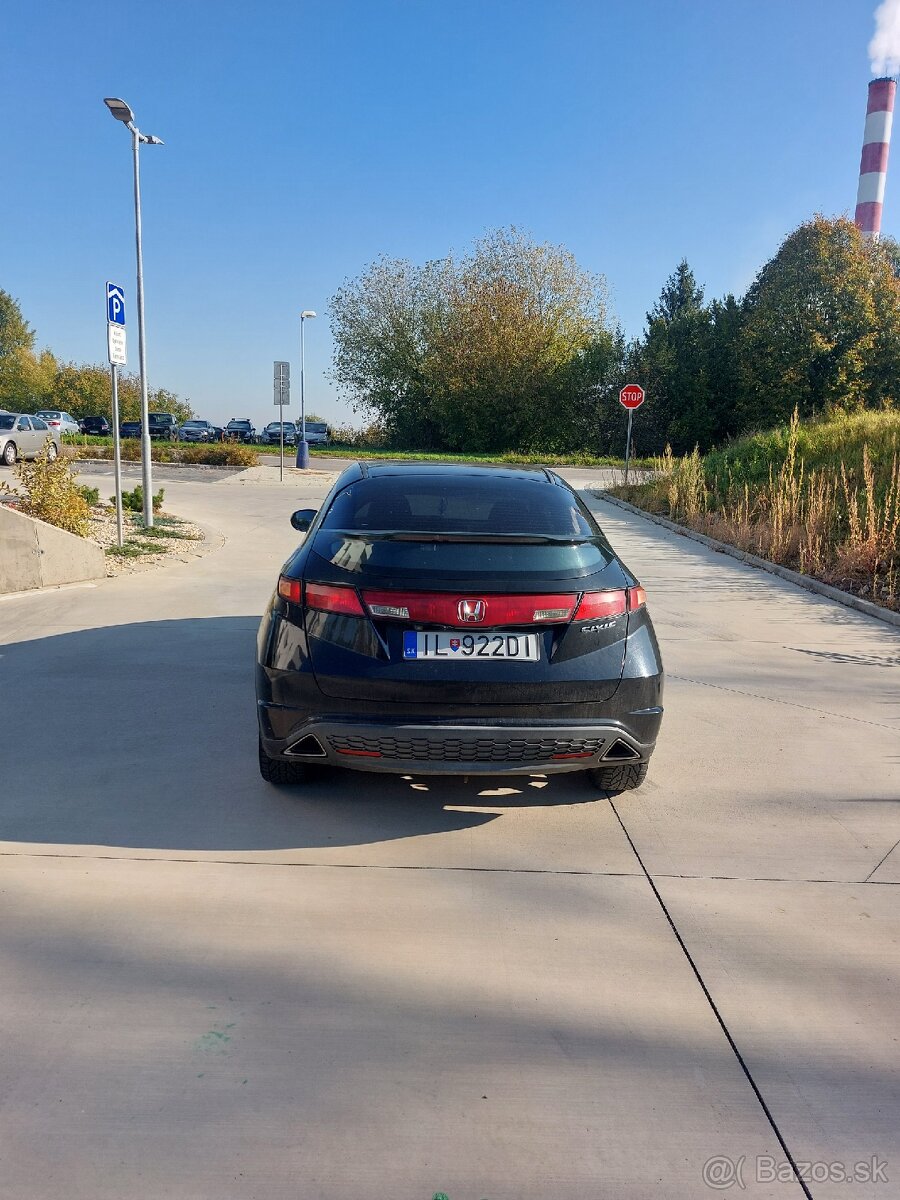 Honda Civic 8g 2.2CTDi - 2
