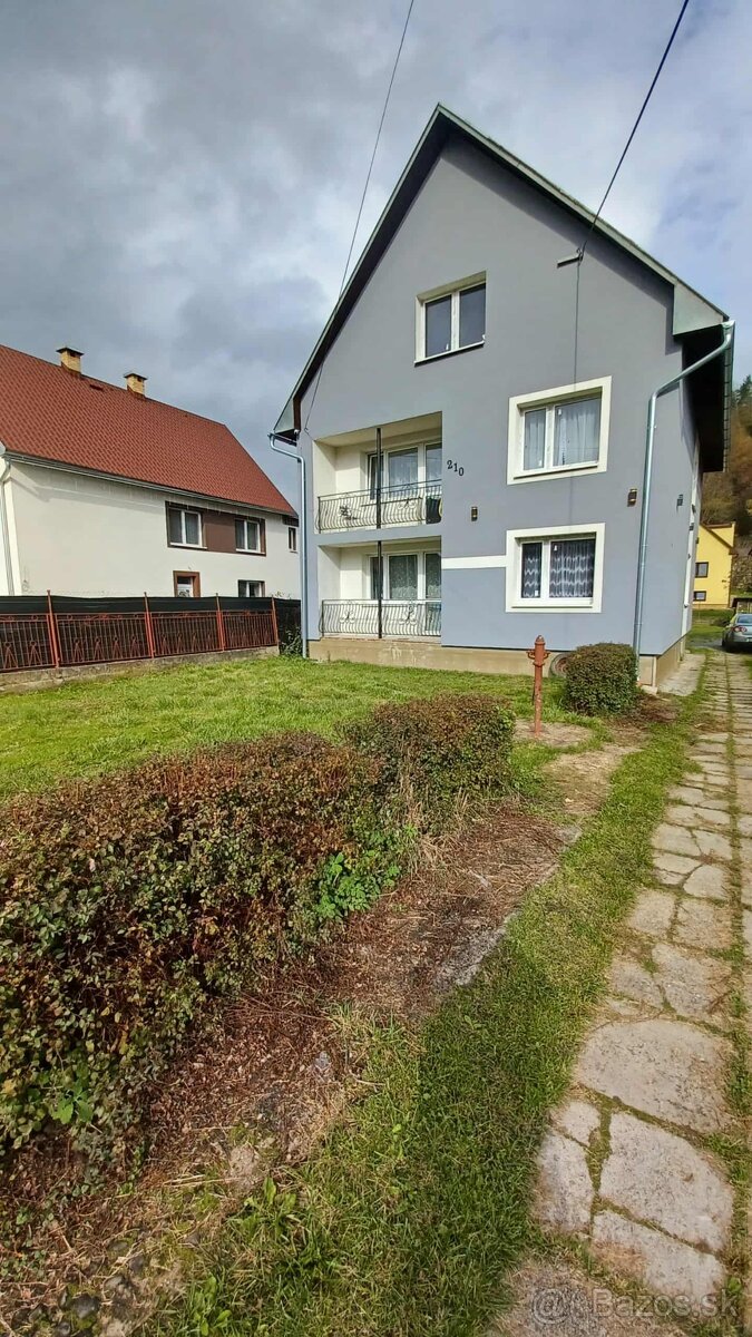 Rodinný dom v obci GERLACHOV - 2