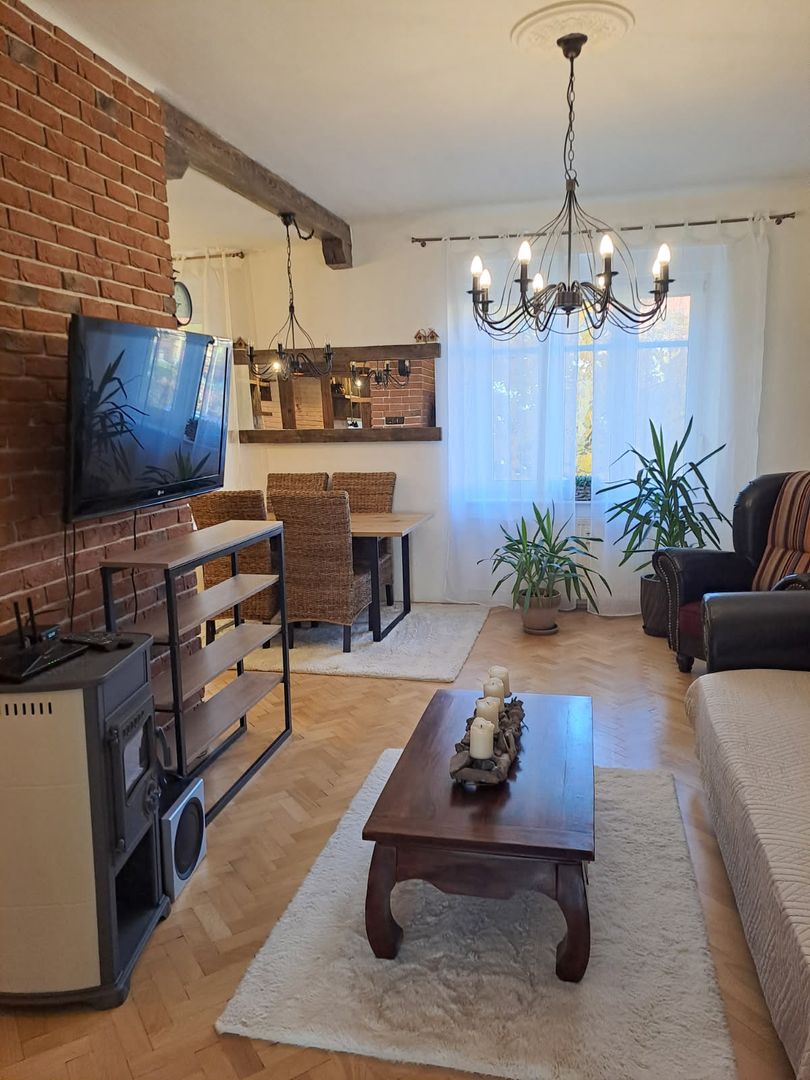 Na prenájom jedinečný 2 izbový byt v Starom meste, ul. Jarná - 2