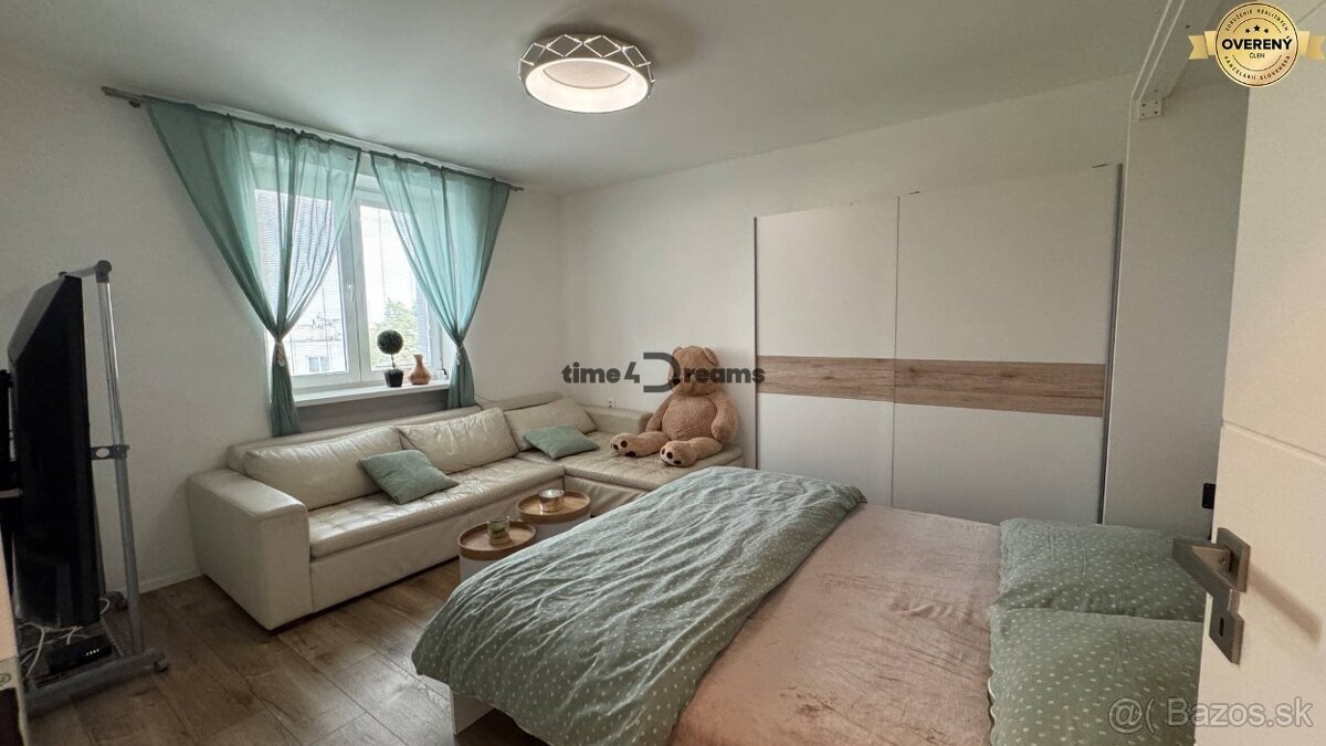 NA PRENÁJOM 1i zrekonštruovaný v centre NITRY s PARKOVANÍM - 2