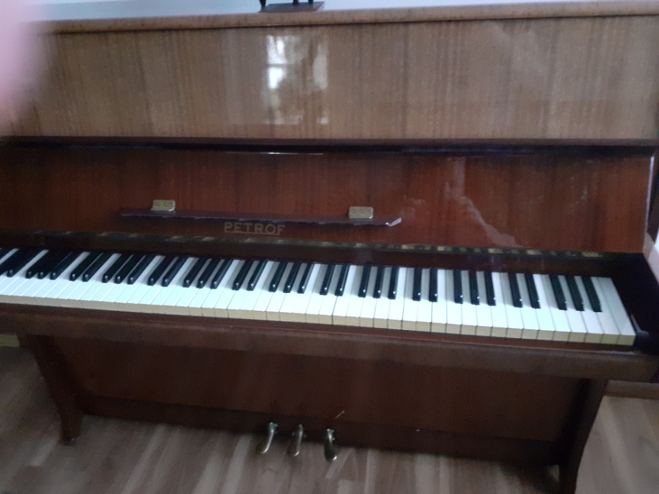 Petrof 114 Klasik - 2