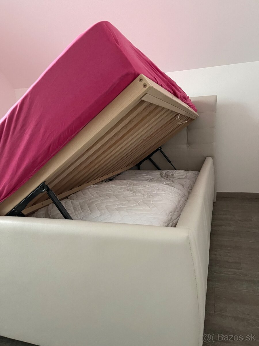 Manželská posteľ - 2