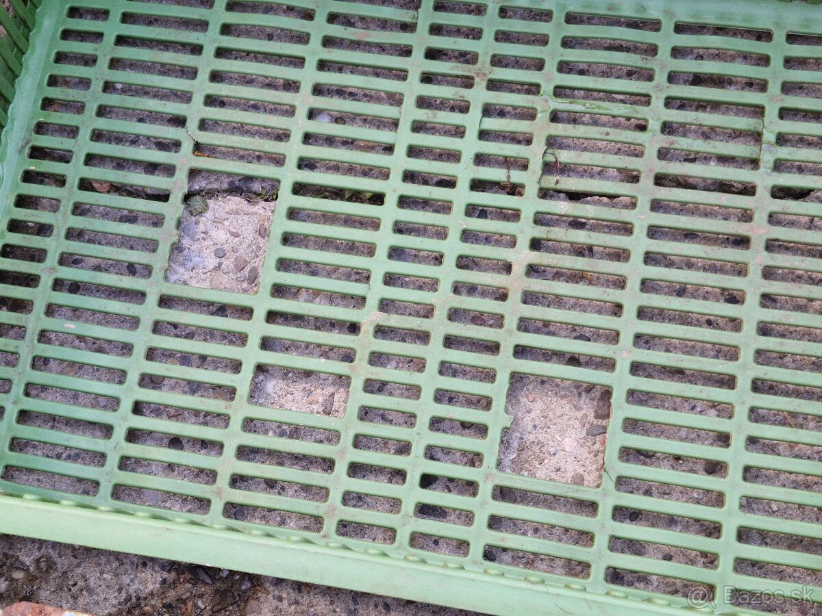 Prepravky na ovocie/zeleninu - POŠKODENÉ - 2