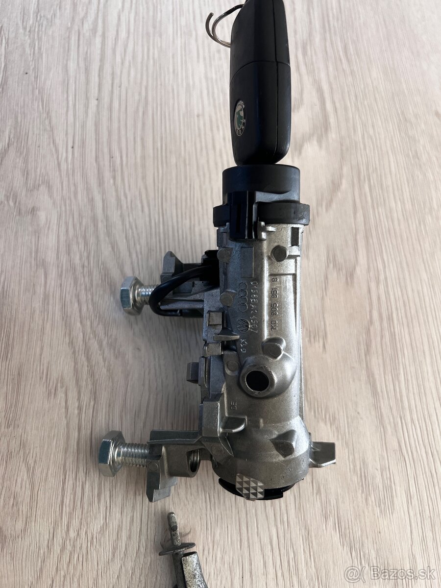 Zamok riadenia a dverí - 2