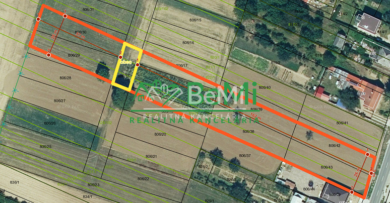 Exkluzívne - predaj veľký stavebný pozemok v obci Rakovice - 2