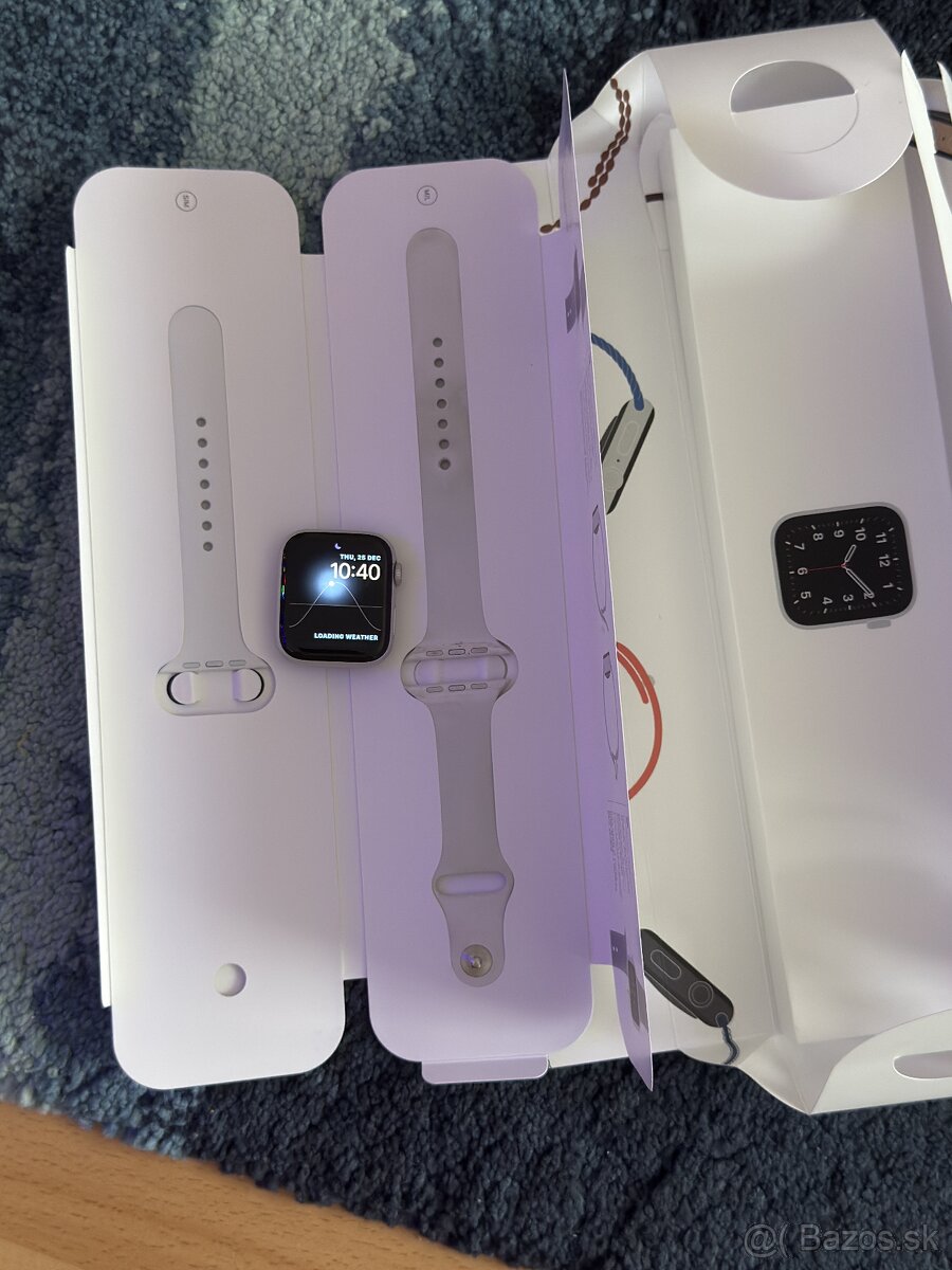 Apple Watch SE 1. Generácia 44mm Aliminium - 2