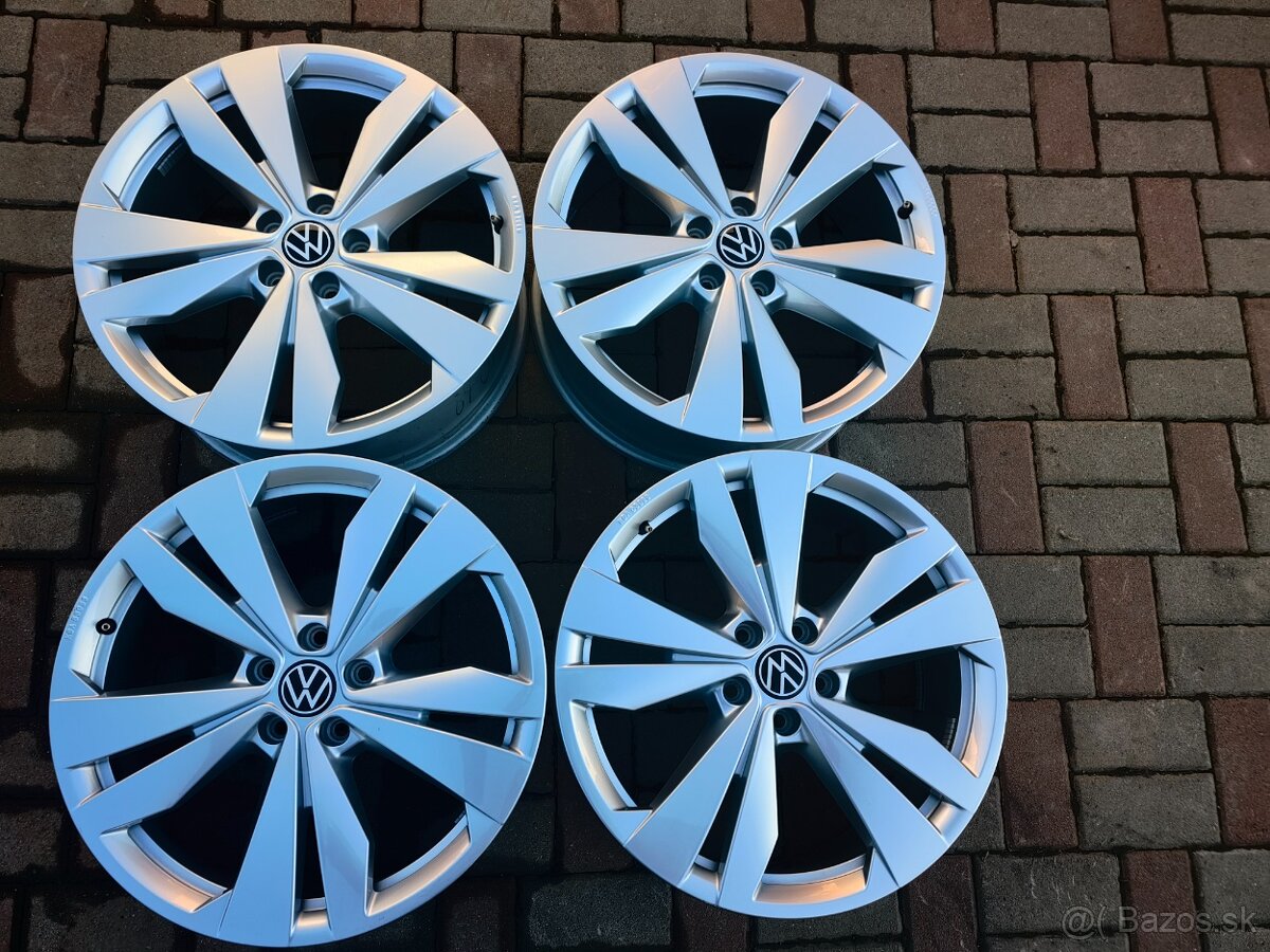 Volkswagen id4,id3,Tiguan,Arteon,Škoda,Passat 5x112 r19 - 2