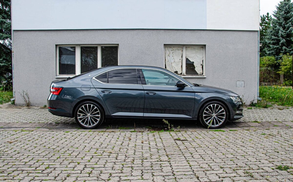 Škoda Superb 2.0 TDI SCR DSG - 2