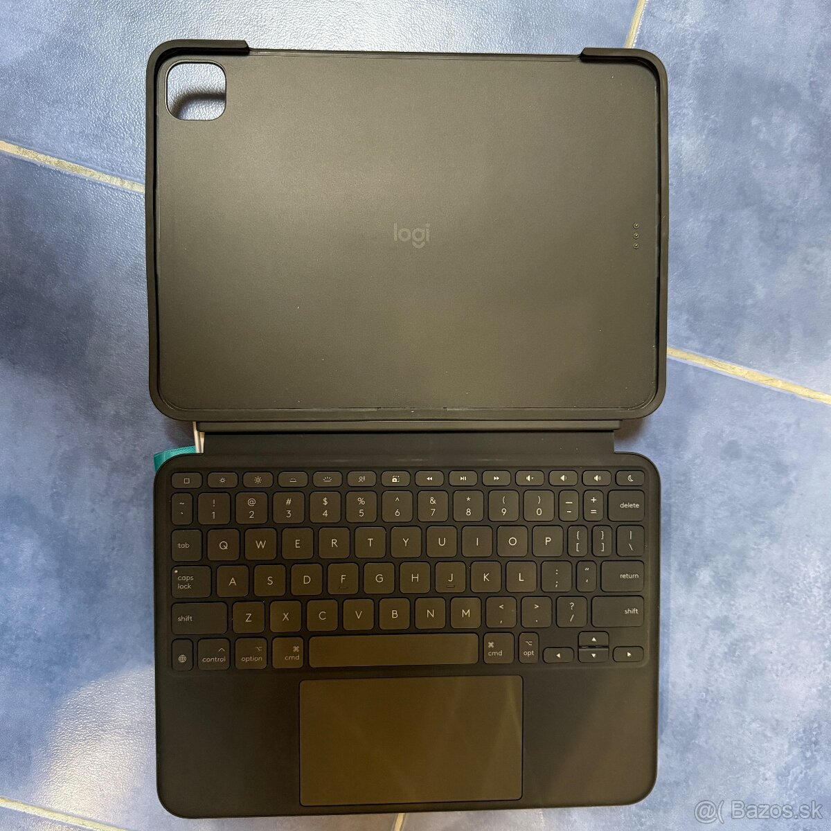 Logitech Combou Touch na ipad pro 11 m4 - 2