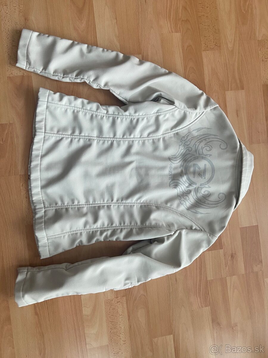 Dámska softshelová bunda. - 2