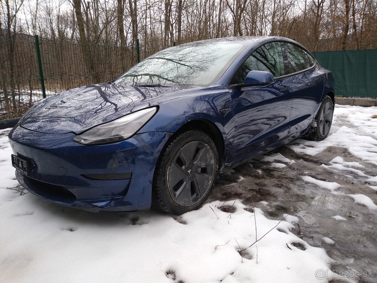 Tesla model 3 2022 - 2