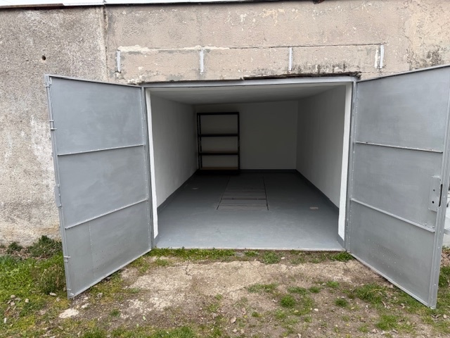 Dlhodobý prenájom garáže Sever - oproti Kozlu - 2