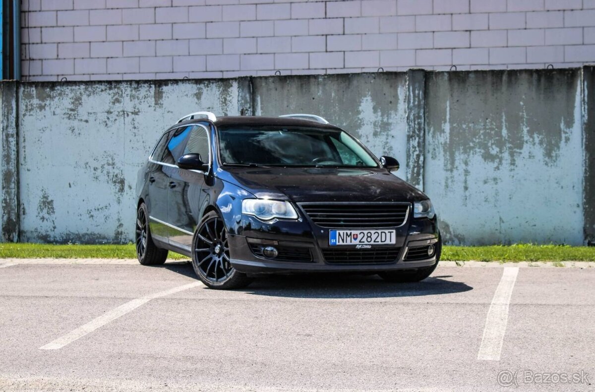 Volkswagen Passat Variant 2.0 FSI Highline - 2