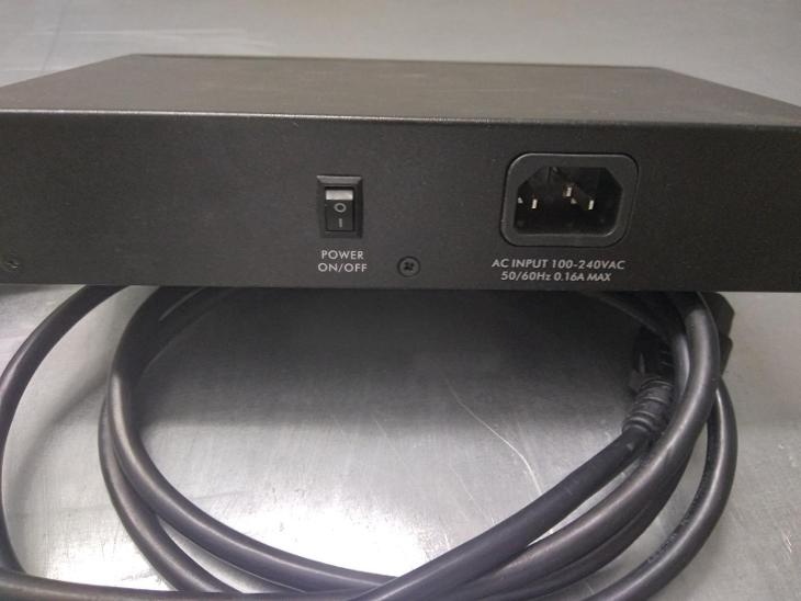 ZyXEL switch 16 port Gigabit LAN - 2