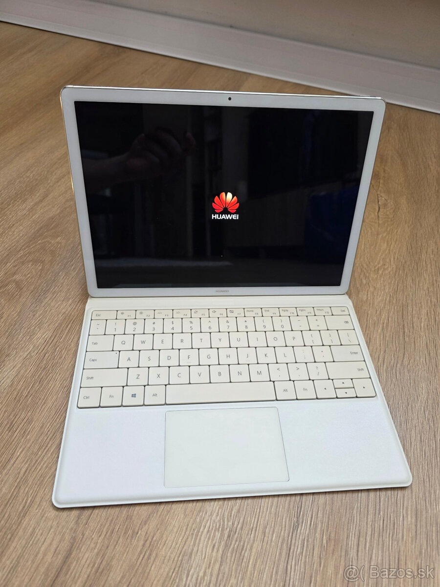 Huawei MateBook HZ-W09 Notebook / Tablet - 2