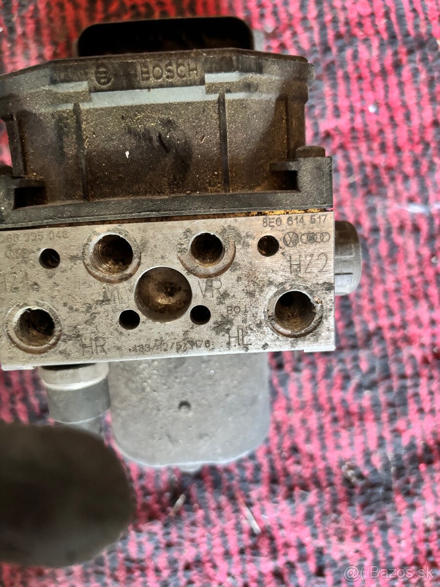 audi a4 b6 abs kocka - 2